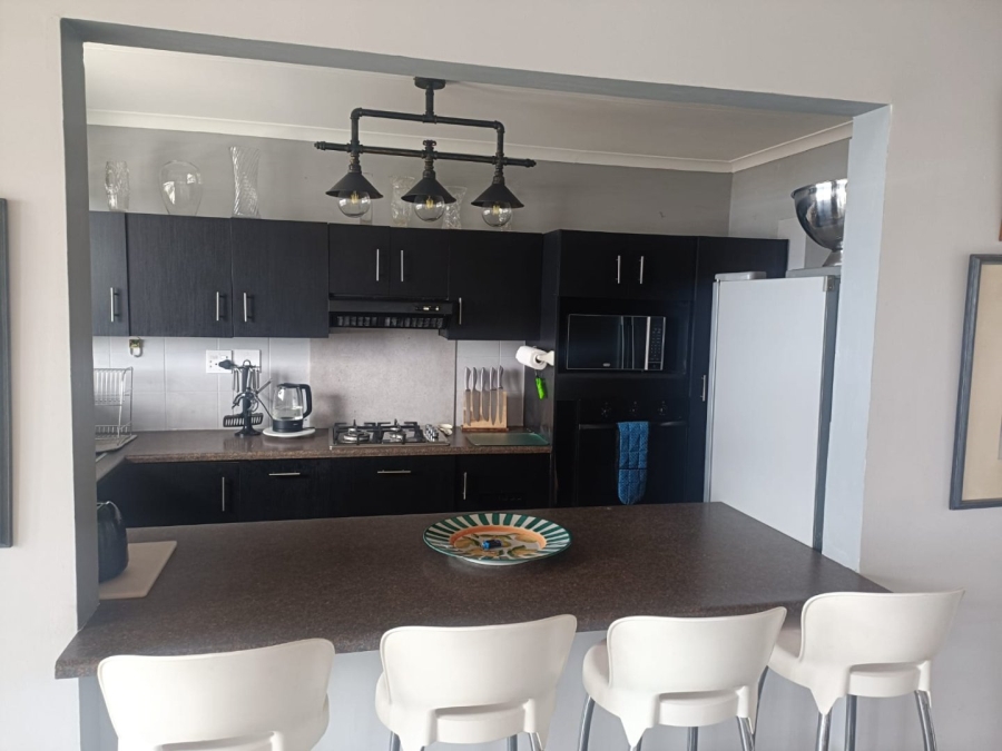 5 Bedroom Property for Sale in De Bakke Western Cape